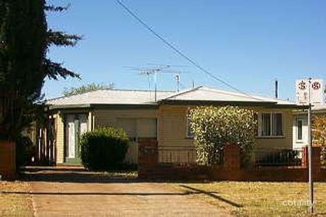 256 Tor St, Rockville, QLD 4350