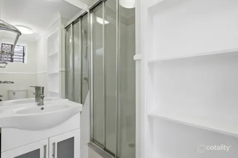 Property photo of 20 Eppalong Street The Gap QLD 4061