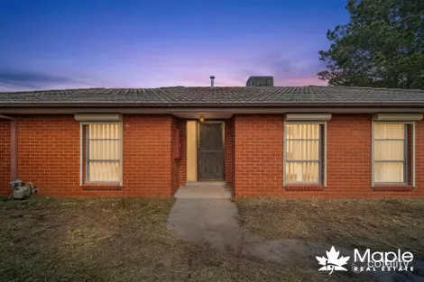 6 Moyston Ct, Meadow Heights, VIC 3048