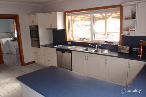 5 Reeve St, Somerset, TAS 7322