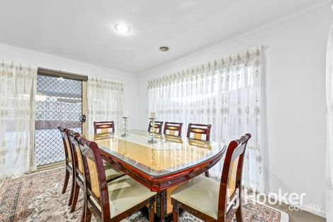 Property photo of 21 Westmoreland Avenue Cranbourne North VIC 3977