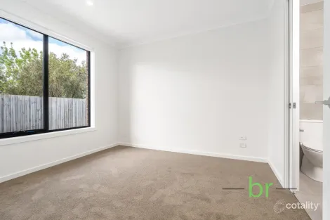Property photo of 8B Swan Street Lara VIC 3212