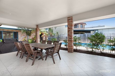 Property photo of 7 Fennessy Close Wakerley QLD 4154
