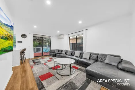 Property photo of 34 Horizon Boulevard Hampton Park VIC 3976