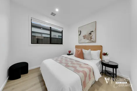 Property photo of 29 Jacksonia Drive Mickleham VIC 3064