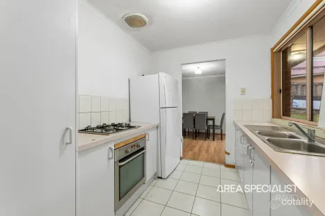Property photo of 18 Cumberland Chase Hampton Park VIC 3976