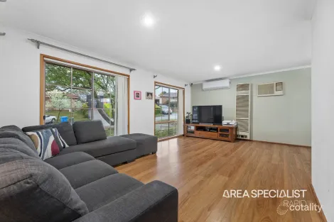 Property photo of 18 Cumberland Chase Hampton Park VIC 3976