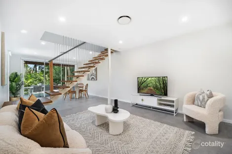 Property photo of 9 Jordan Close Mount Colah NSW 2079