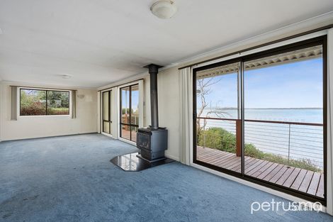 Property photo of 10 Geeves Crescent Midway Point TAS 7171
