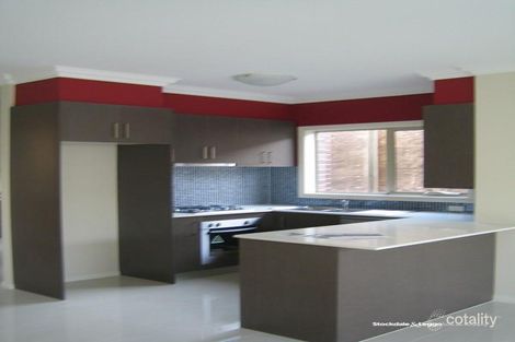 Property photo of 2/65 Blaxland Drive Dandenong North VIC 3175