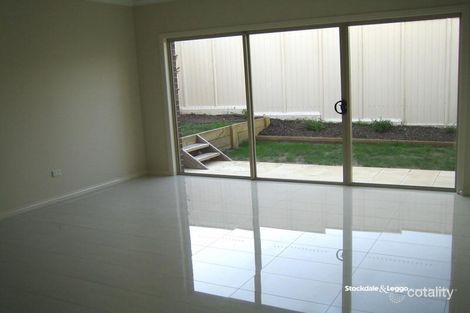 Property photo of 2/65 Blaxland Drive Dandenong North VIC 3175