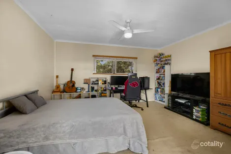 Property photo of 5 Menzies Lane Eastern Heights QLD 4305