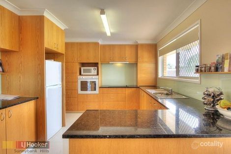 Property photo of 2 Tartarian Street Macgregor QLD 4109