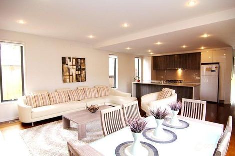 Property photo of 13 Cinnabar Avenue Mount Waverley VIC 3149