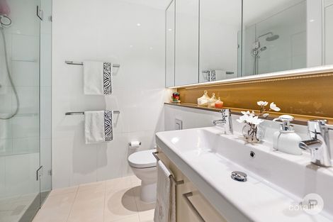 Property photo of 2/47 Addison Avenue Bulimba QLD 4171