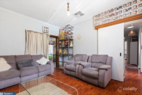 Property photo of 15 Everleigh Road Elizabeth Vale SA 5112