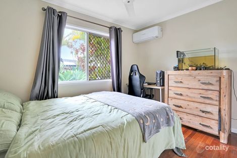 Property photo of 17 Rigby Crescent West Gladstone QLD 4680