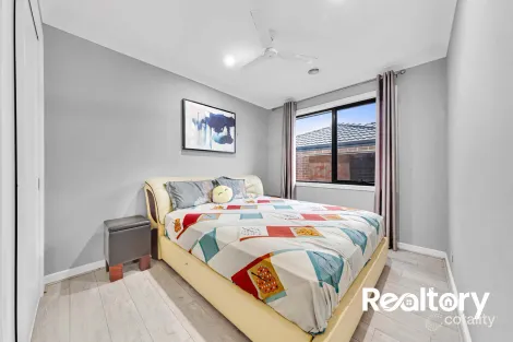 Property photo of 57 Springridge Boulevard Wallan VIC 3756