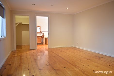 Property photo of 6 Arundel Avenue Reservoir VIC 3073