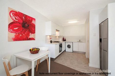 Property photo of 28/2-4 East Crescent Street McMahons Point NSW 2060