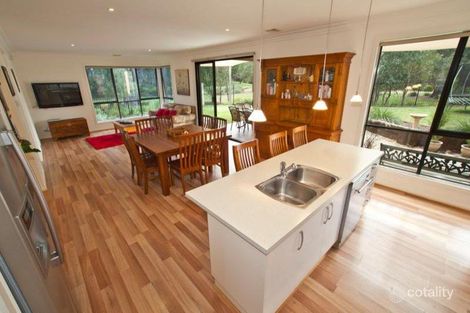 Property photo of 9 Mawson Walk Sandhurst VIC 3977