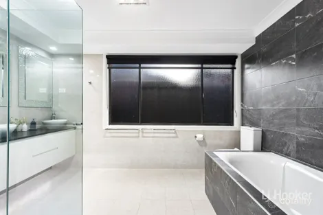 Property photo of 4 Dudley Place Tahmoor NSW 2573