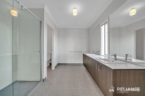 Property photo of 15 Hutchence Drive Point Cook VIC 3030