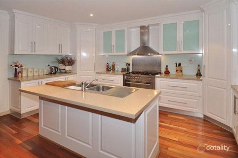 Property photo of 23 Domain Avenue Burnside Heights VIC 3023