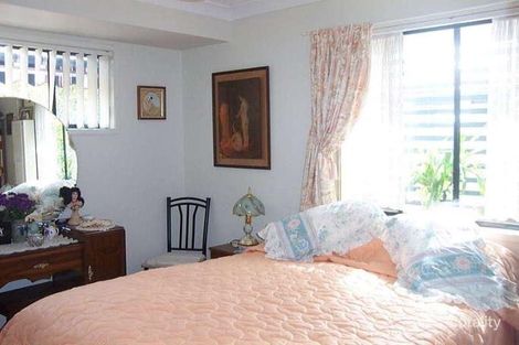 Property photo of 20/8 Spinnaker Drive Sandstone Point QLD 4511