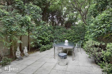 Property photo of 126 Mill Hill Road Bondi Junction NSW 2022