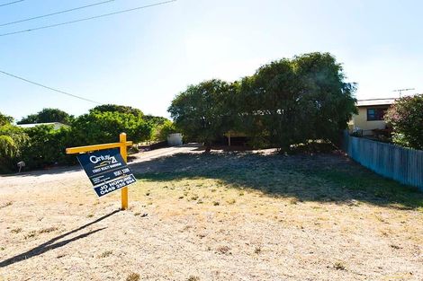 Property photo of 16 Lochinvar Street Madora Bay WA 6210