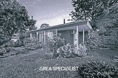 Property photo of 16 Tunbridge Way Ferntree Gully VIC 3156