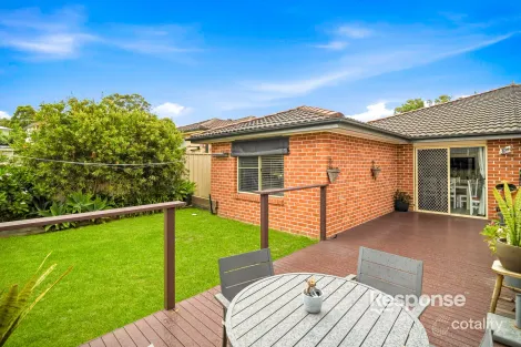 Property photo of 1/19 Tharkinna Close Cranebrook NSW 2749