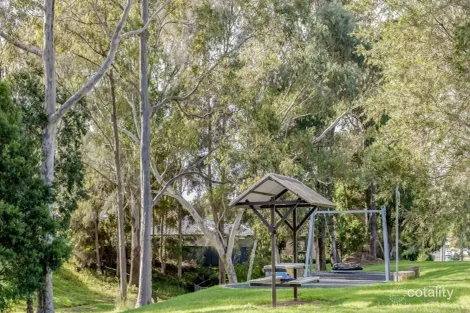 Property photo of 22 Evonne Place Woonona NSW 2517