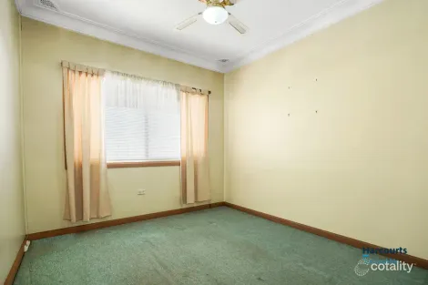 Property photo of 31 Mandoon Road Girraween NSW 2145