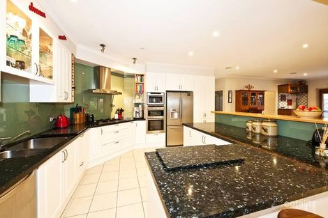 Property photo of 9 Cranberry Place Bundoora VIC 3083