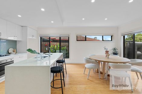 Property photo of 19 Ebony Drive Bundoora VIC 3083