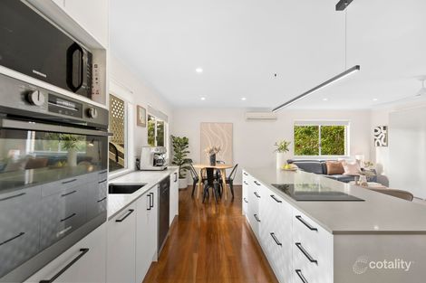 Property photo of 37 Yingally Drive Arana Hills QLD 4054
