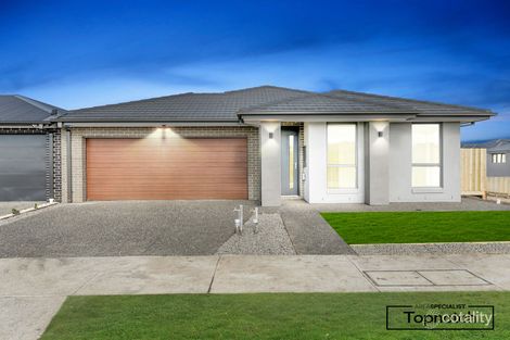 Property photo of 10 Belladonna Circuit Wallan VIC 3756