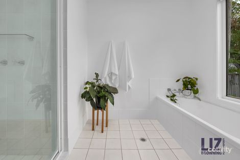 Property photo of 7 Mirreh Place Chapel Hill QLD 4069