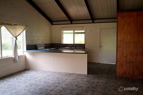 Property photo of 586 Millstream Parade Millstream QLD 4888