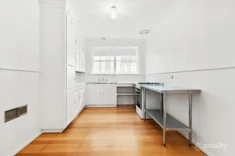 Property photo of 31 Cameron Street Traralgon VIC 3844