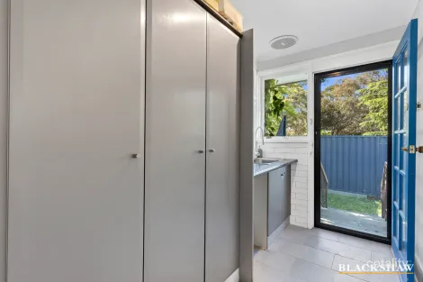 Property photo of 21 Oldfield Circuit Kambah ACT 2902