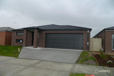 Property photo of 8 Zenith Street Pakenham VIC 3810
