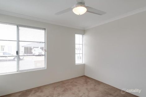 13 Hobson Loop, Piara Waters, WA 6112