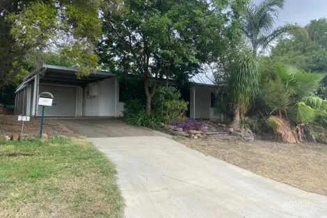 21 Mack St, Esk, QLD 4312