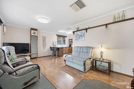 Property photo of 32 Redtingle Road Camillo WA 6111