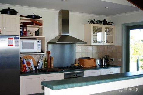 Property photo of 588 Lake Road Newmerella VIC 3886