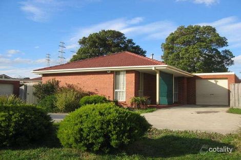 2/36 Manatoka Cres, Hampton Park, VIC 3976