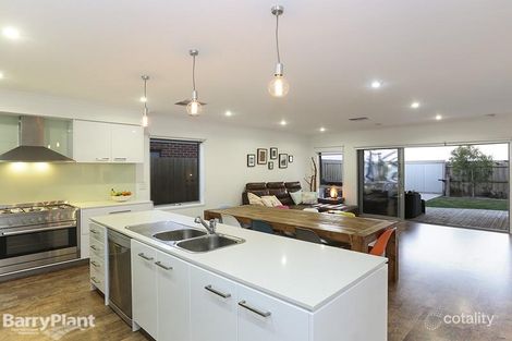 Property photo of 5 Crystall Place Armstrong Creek VIC 3217